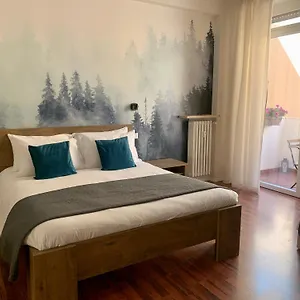 Alexander House Verona