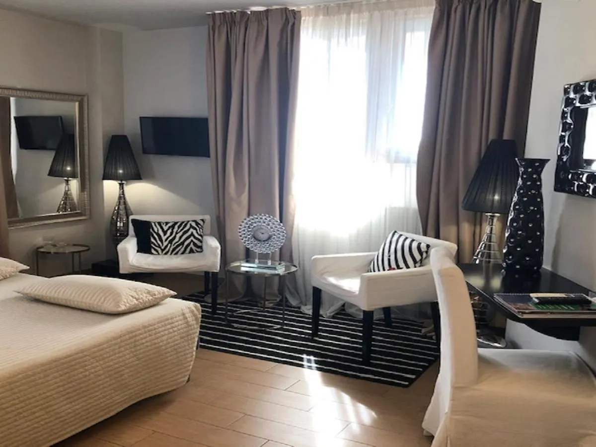 Bed & Breakfast Residenza Ca' Degli Enzi Bed and Breakfast Verona