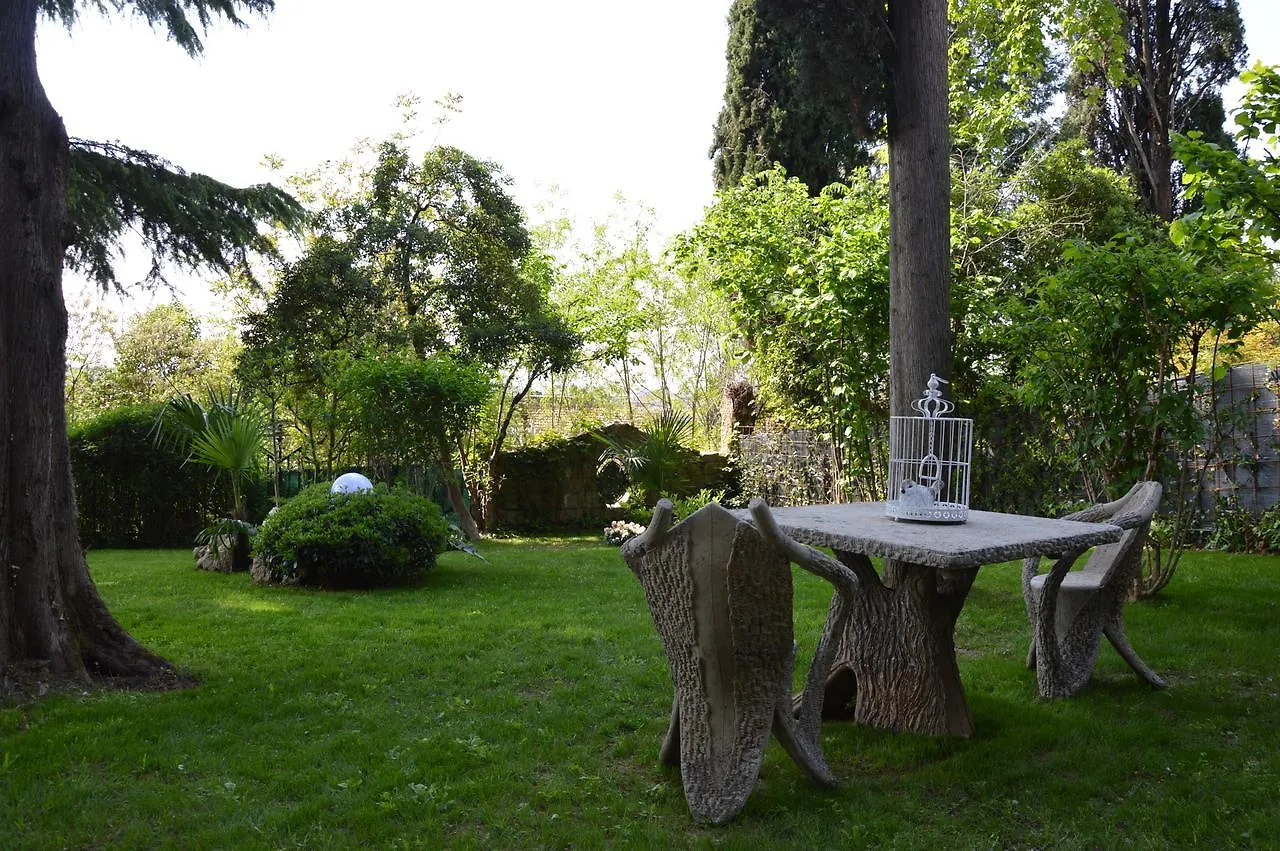 Residenza Ca' Degli Enzi Bed and Breakfast Verona Bed & Breakfast