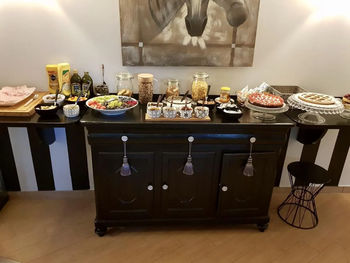Residenza Ca' Degli Enzi Bed and Breakfast Verona Bed & Breakfast